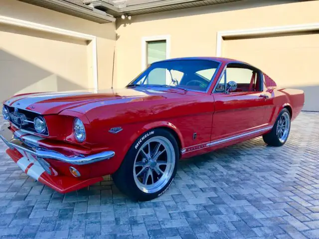 1965 Ford Mustang GT