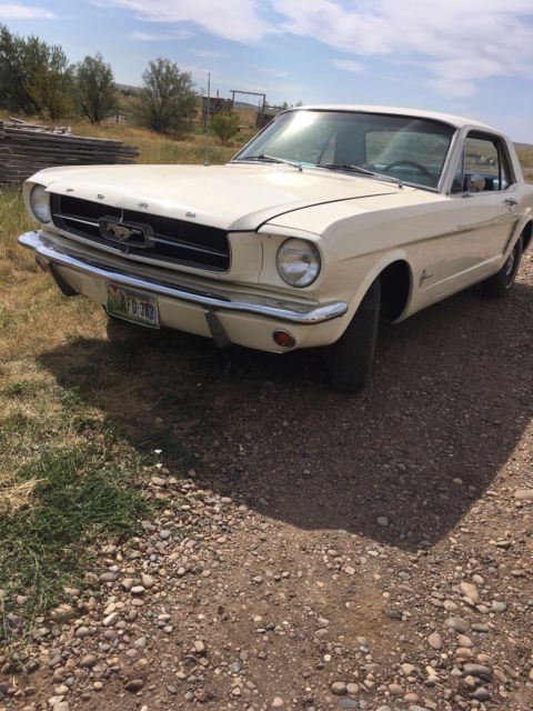 1965 Ford Mustang Coupe package