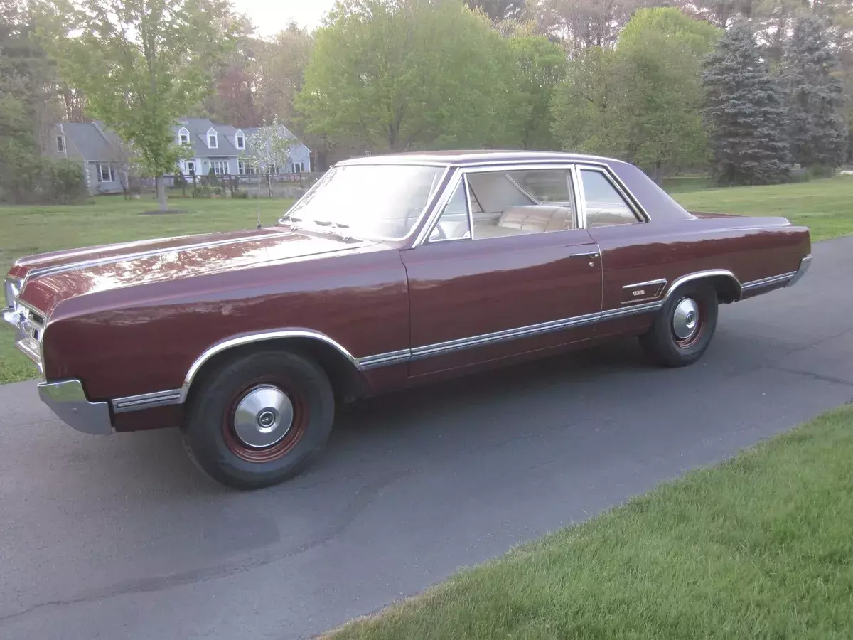 1965 Oldsmobile 442 Holiday Coupe