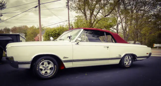 1965 Oldsmobile Cutlass