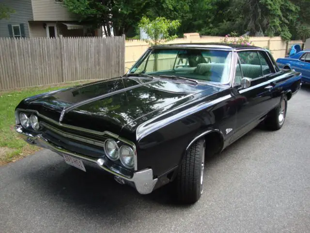 1965 Oldsmobile Cutlass Coupe