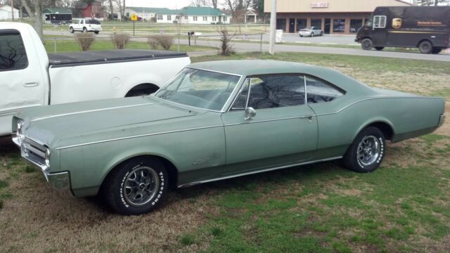 1965 Oldsmobile Jetstar 88