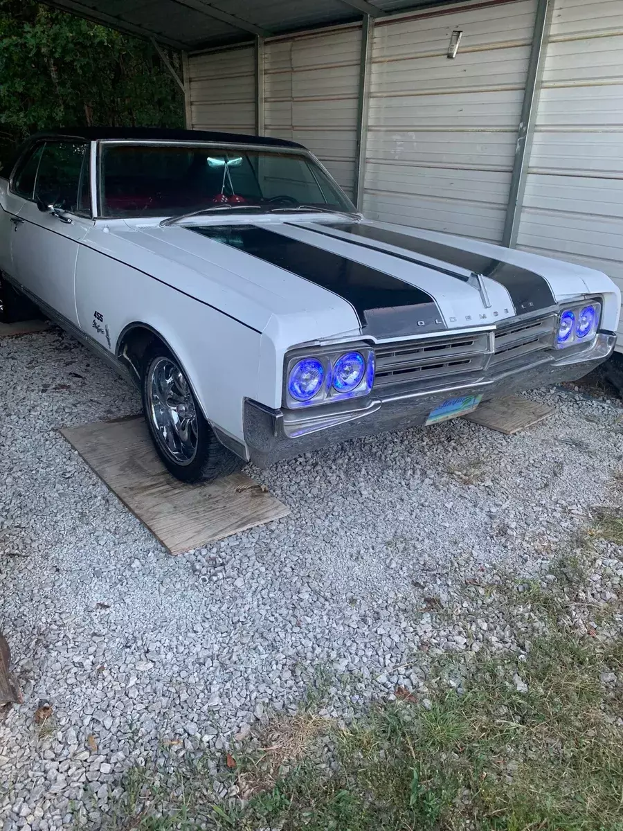 1965 Oldsmobile Starfire