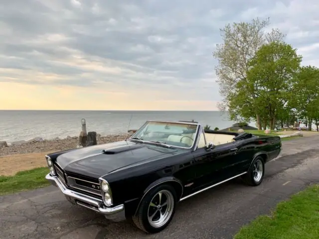 1965 Pontiac GTO Convertible