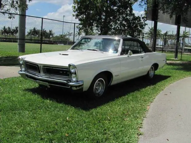 1965 Pontiac GTO --