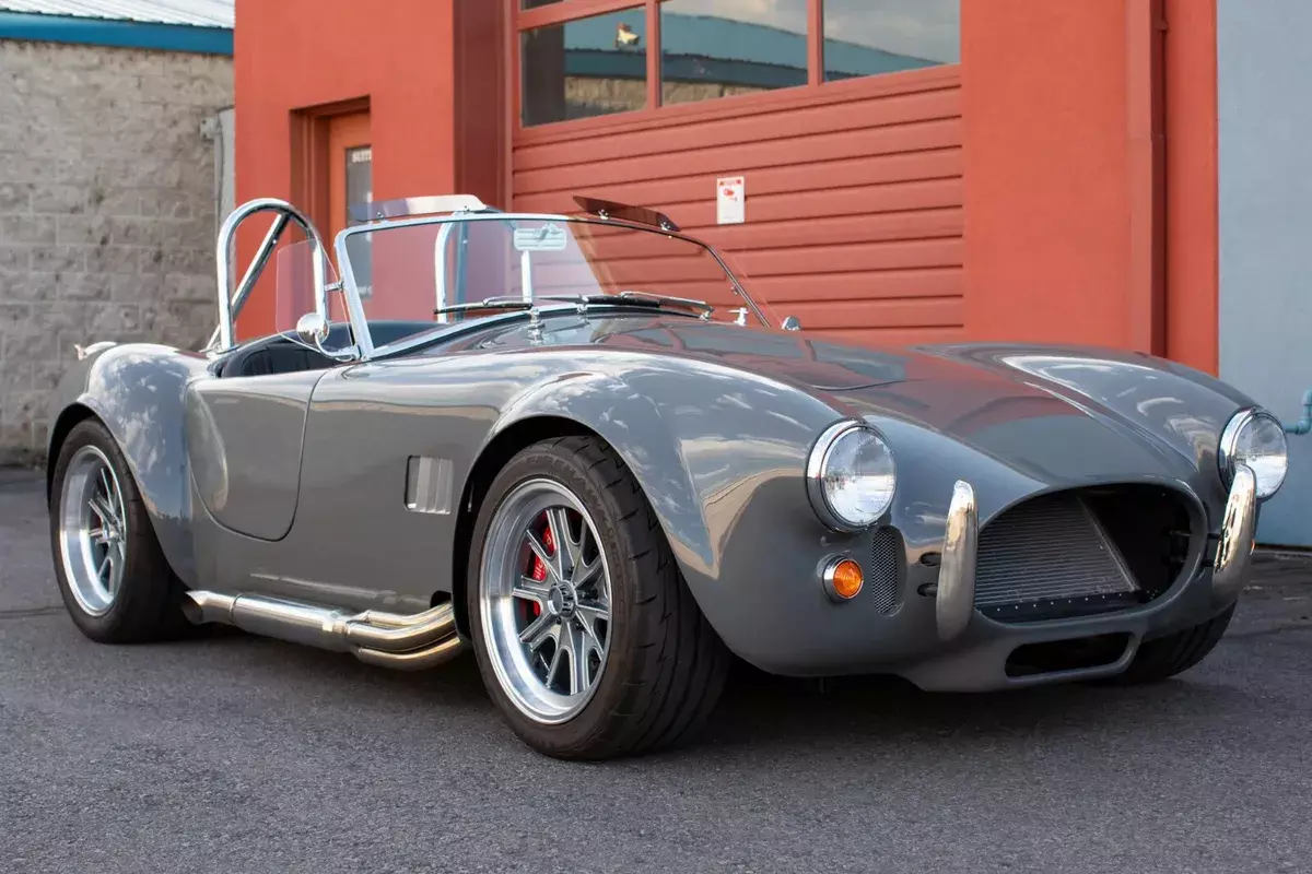 1965 Shelby Cobra Backdraft