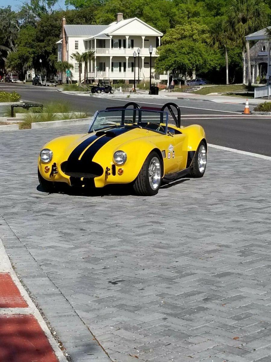 1965 Shelby Cobra Replica Roadster