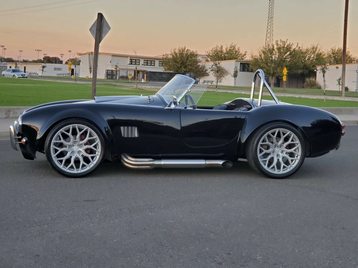1965 Shelby Cobra factory five 5.0 COYOTE