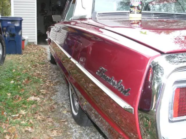 1965 Ford Thunderbird light beige