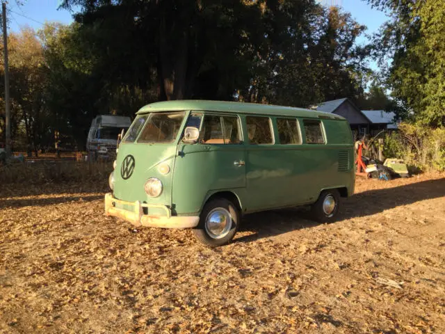 1965 Volkswagen Bus/Vanagon Kombi