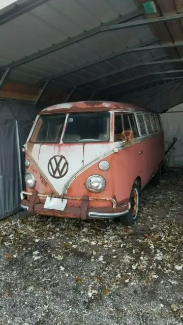 1965 Volkswagen Bus/Vanagon Deluxe