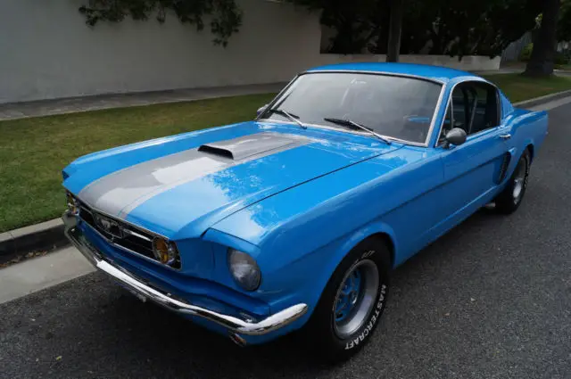 1966 Ford Mustang 289 4BBL V8 CUSTOM RESTO MOD 4 SPD FASTBACK!