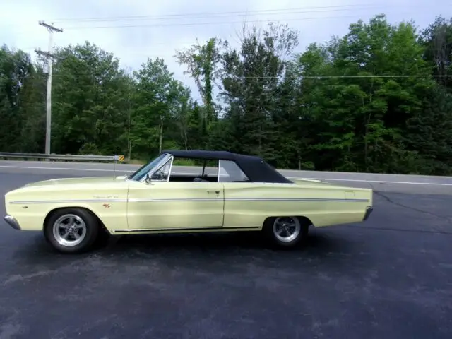 1966 Dodge Coronet convertible