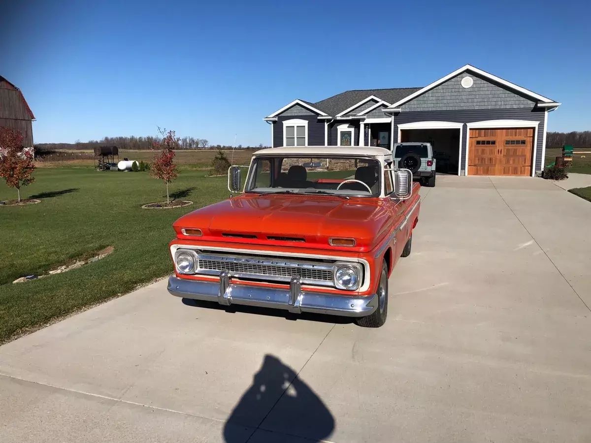 1966 Chevrolet C-10 deluxe