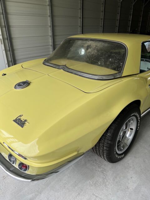 1966 Chevrolet Corvette coupe