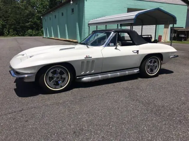 1966 Chevrolet Corvette 427/450HP 4 SPEED SIDE PIPES