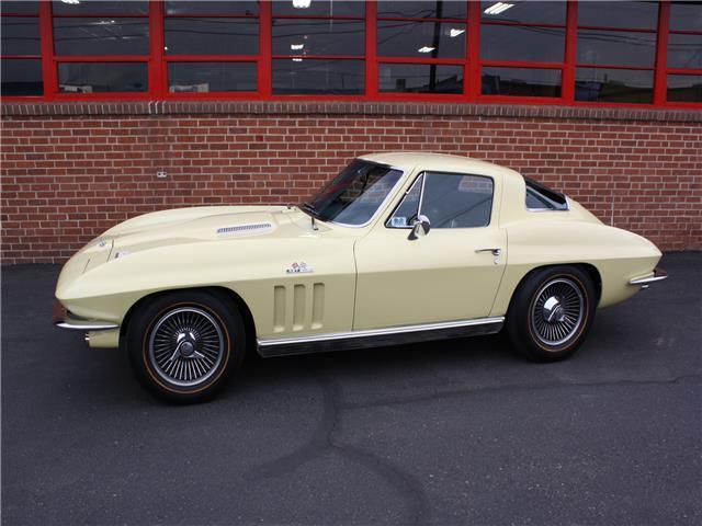 1966 Chevrolet Corvette --