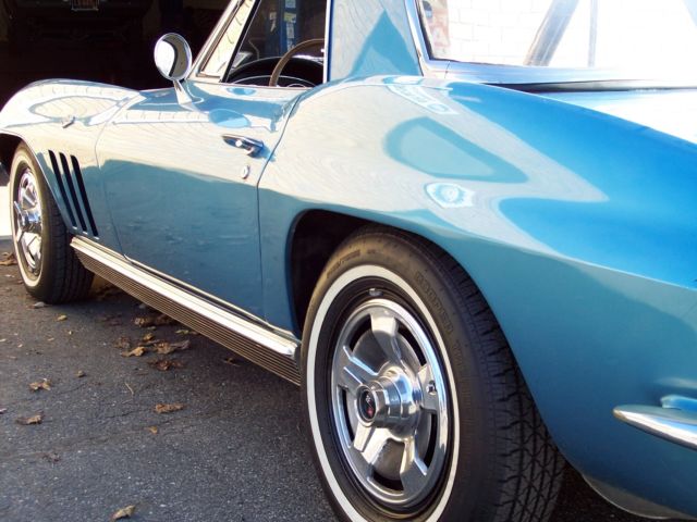 1966 Chevrolet Corvette 2 door Convert