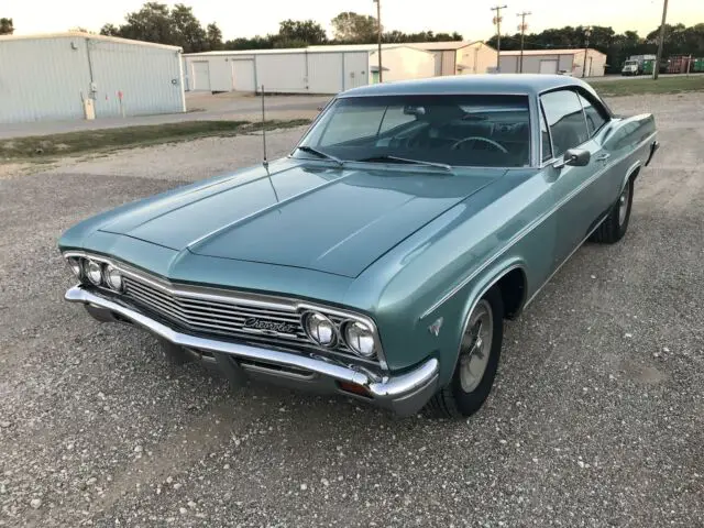 1966 Chevrolet Impala 350 V8