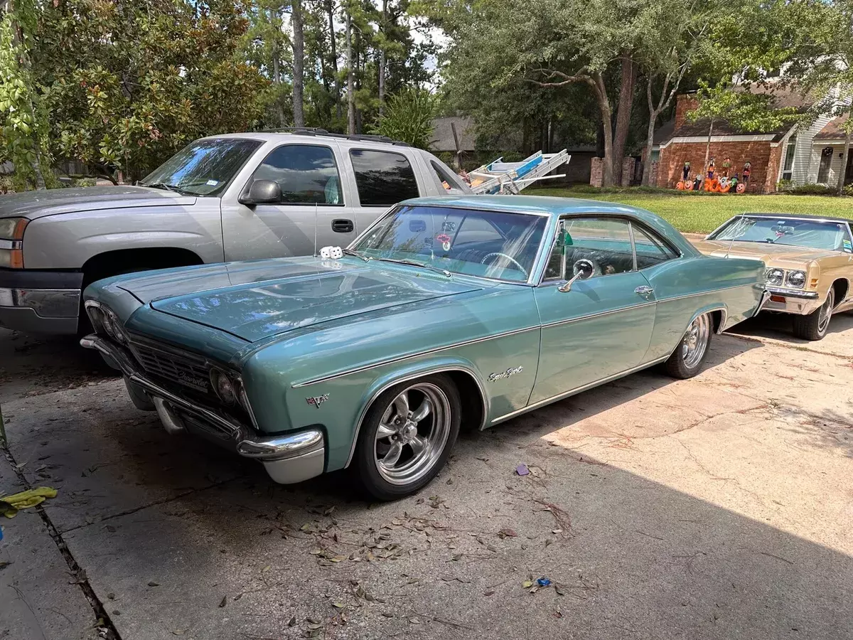 1966 Chevrolet Impala SS