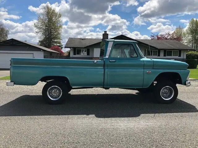 1966 Chevrolet C-10 custom cab 4x4