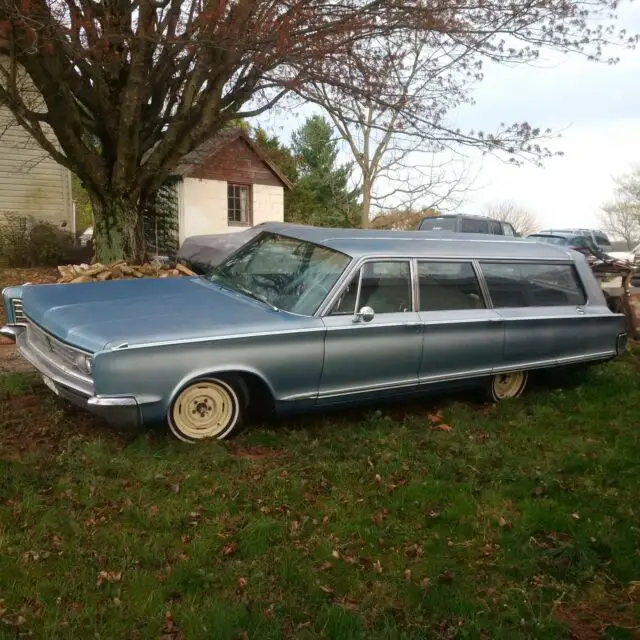 1966 Chrysler Town & Country