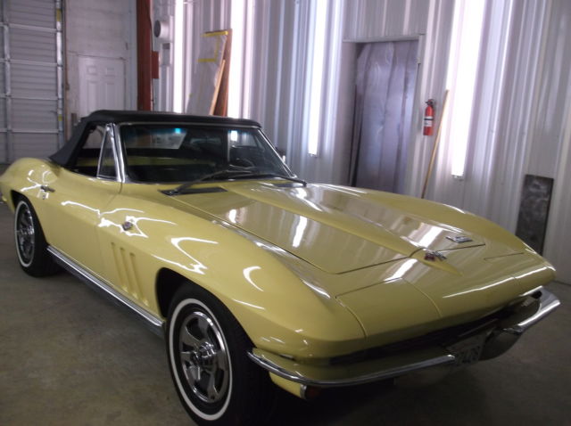 1966 Chevrolet Corvette convertible