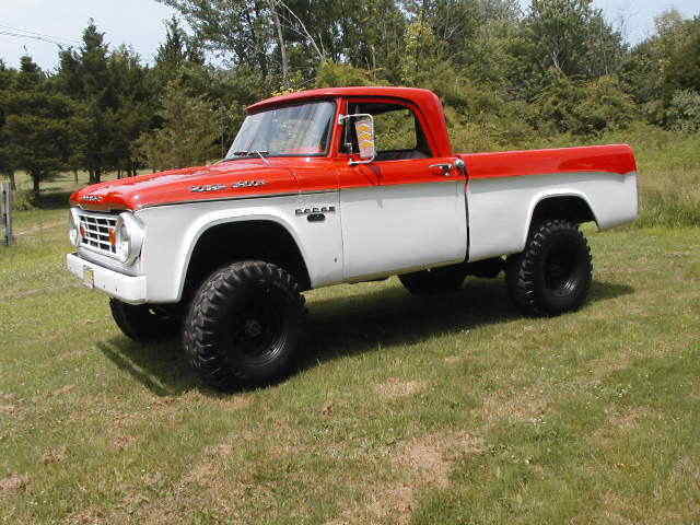 1966 Dodge Power Wagon W100