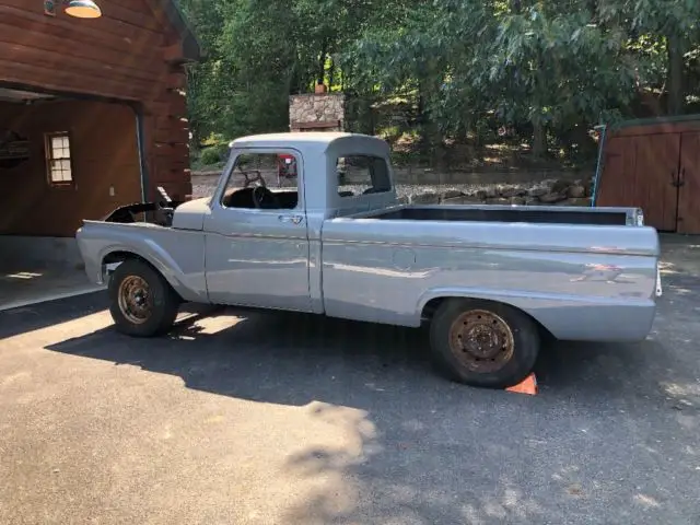 1966 Ford F-100