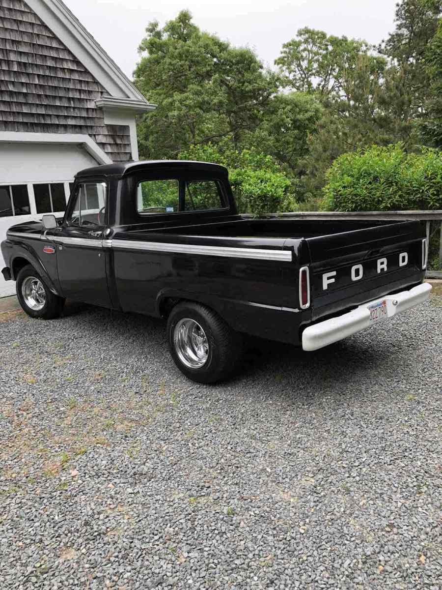 1966 Ford F100 short bed