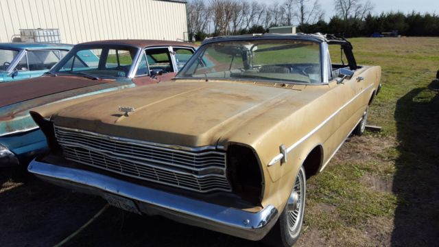 1966 Ford Galaxie delux