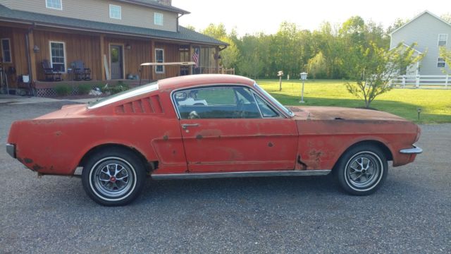 1966 Ford Mustang 2+2 FASTBACK