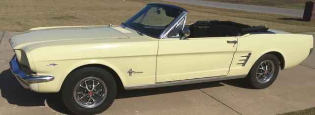 1966 Ford Mustang CONVERTIBLE