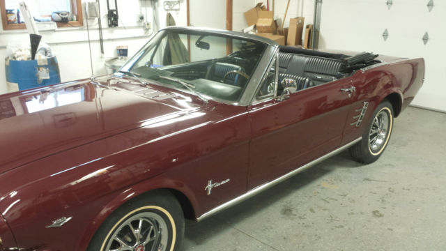 1966 Ford Mustang V-8 Pony Interior