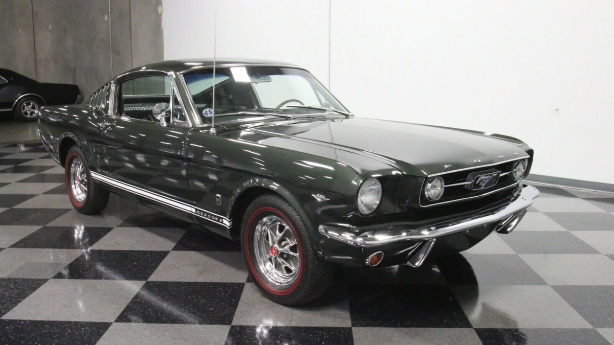 1966 Ford mustang GT Fastback