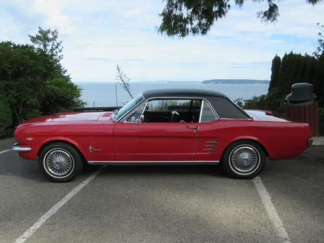 1966 Ford Mustang Hardtop 289 A/T Vinyl top