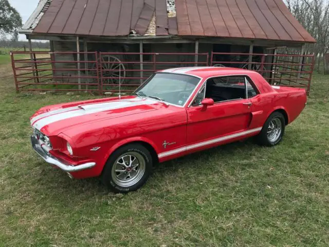 1966 Ford Mustang Hi performance 302 4 speed manual dressed like a C