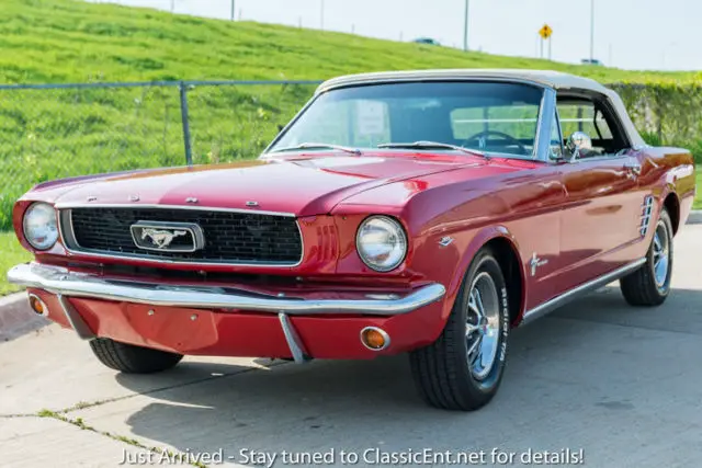 1966 Ford Mustang --