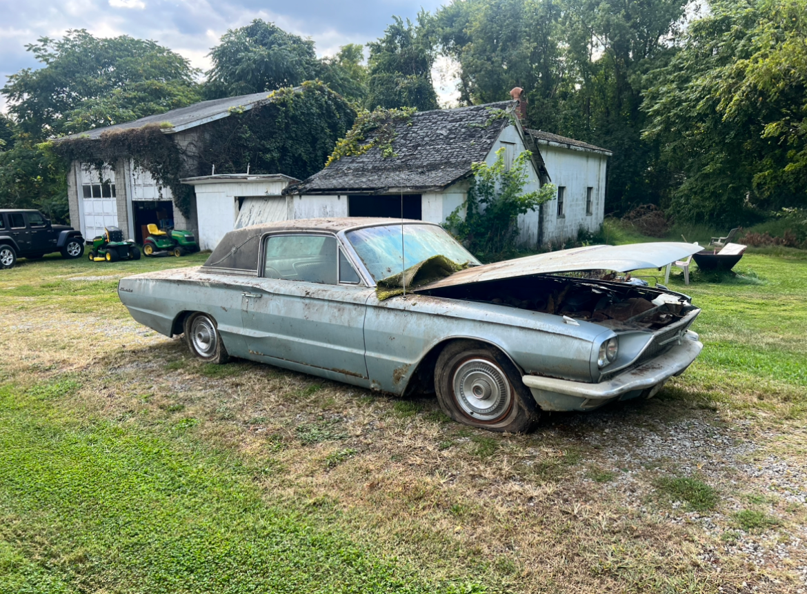 1966 Ford Thunderbird