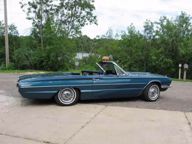 1966 Ford Thunderbird Convertable