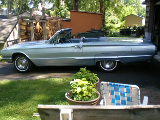 1966 Ford Thunderbird