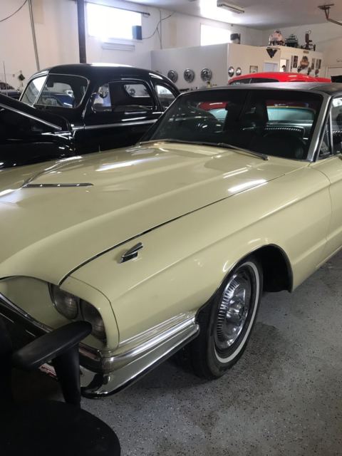 1966 Ford Thunderbird Black