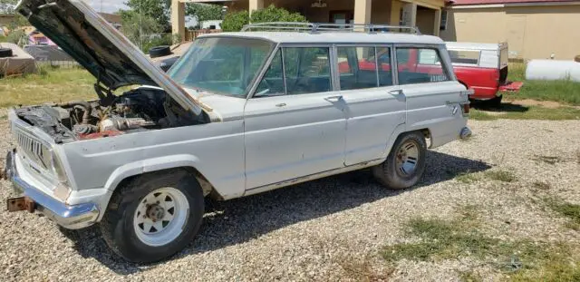 1966 Jeep Wagoneer