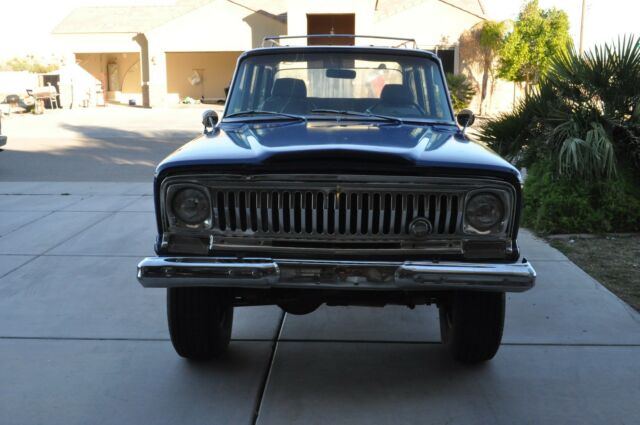 1966 Jeep Wagoneer Custom