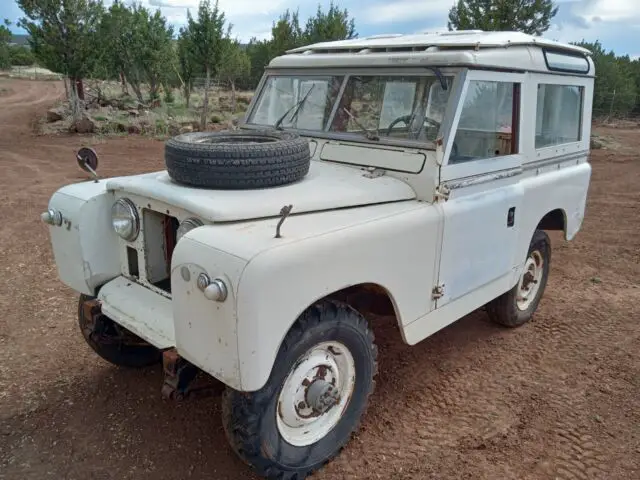 1966 Land Rover 2-Series