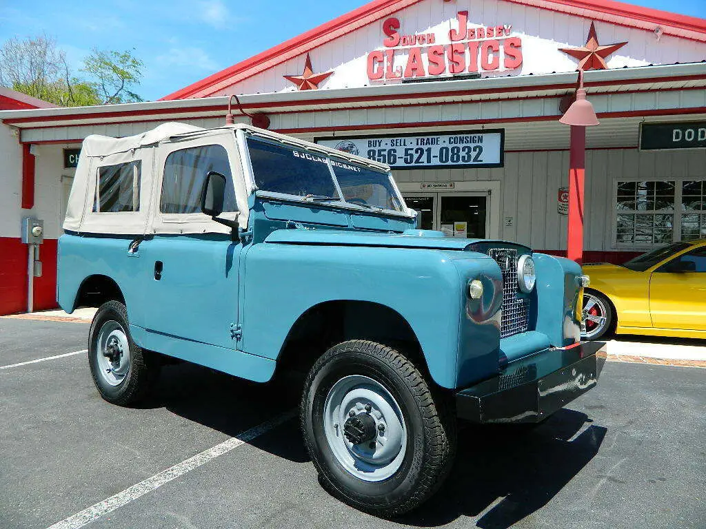 1966 Land Rover Santana