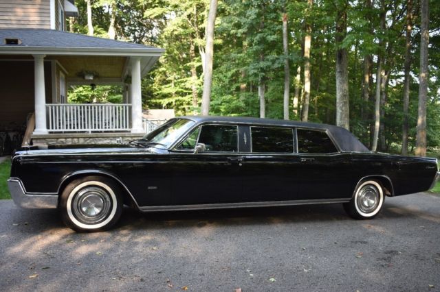 1966 Lincoln Continental streched