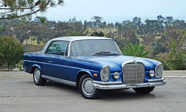 1966 Mercedes-Benz 200-Series 250SE Coupe