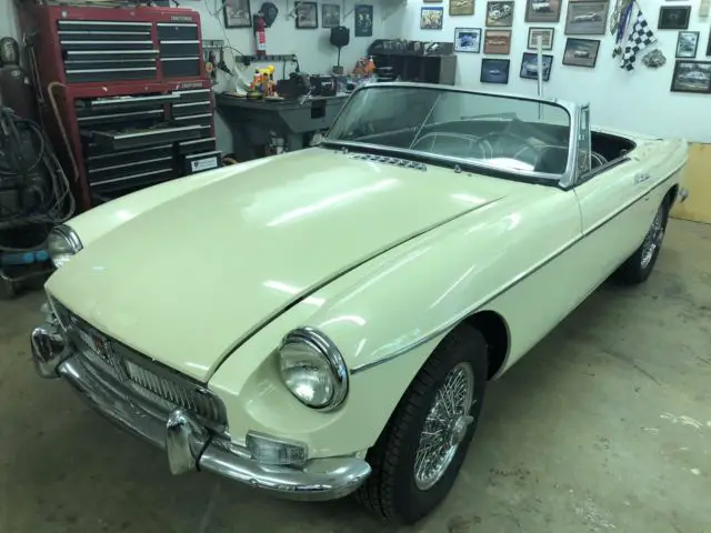 1966 MG MGB