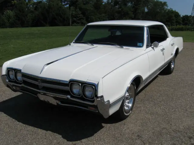 1966 Oldsmobile Cutlass Hard-Top